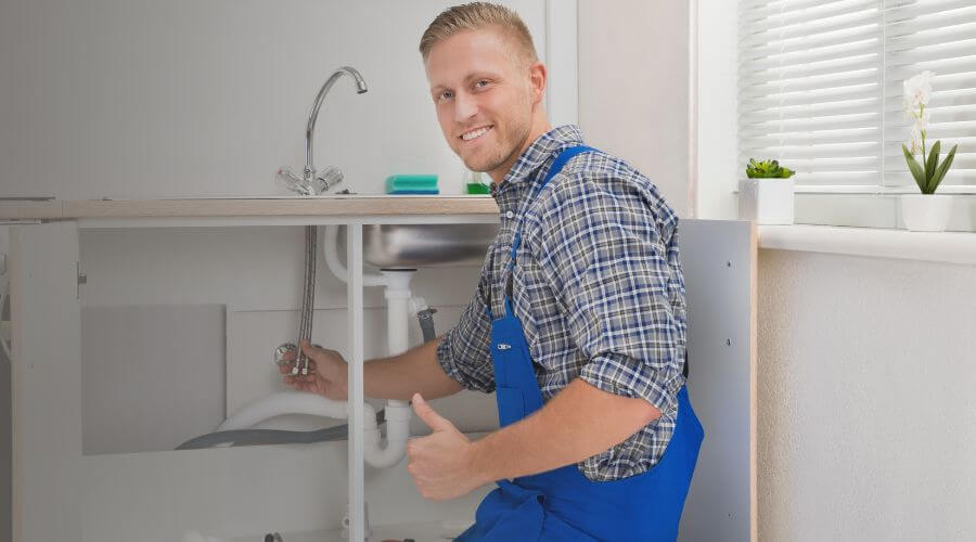 Expert burst pipe repair services in Wright City, OK